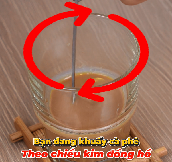 Stirring Coffee the Right Way: Should You Stir Clockwise?