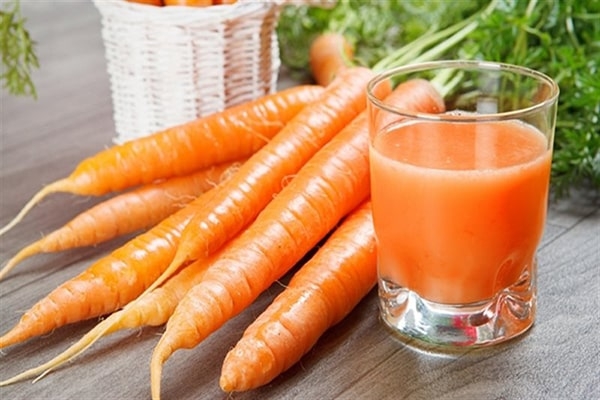 What happens if you eat carrots daily?