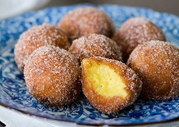 Khoai lang vàng - Làm bánh donut khoai lang bữa xế chiều cho bé